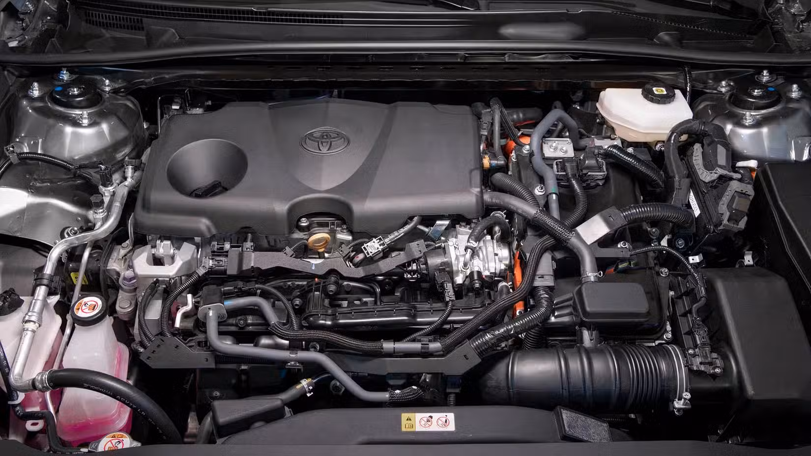 2025 Toyota Camry XSE Sedan 2.5-liter inline-four hybrid engine