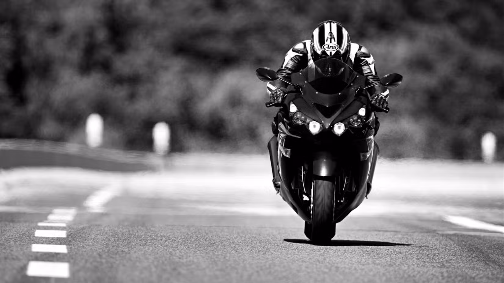 Action shot of a Kawasaki Ninja ZX-14R approaching at speed