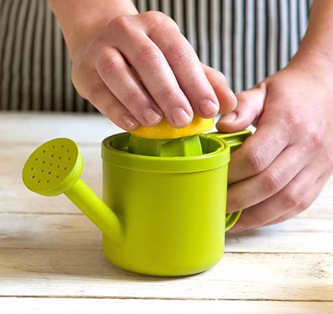 Peleg Design Hand Juicer