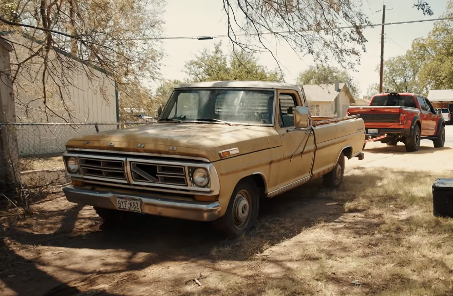 She Kept Grandpa’s 1972 Ford F-100 Parked for over 20 Years, Sells It for $2,000
