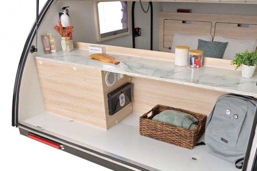 The 2027 TAG XL Lite is the latest addition to the TAG series of teardrop trailers from nuCamp