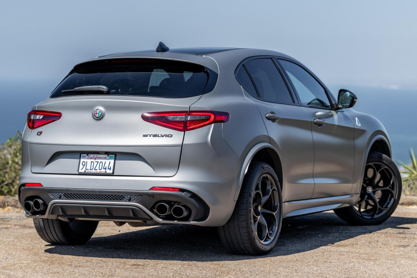 2019 Alfa Romeo Stelvio Quadrifoglio NRING Edition 2019 Alfa Romeo Stelvio Quadrifoglio NRING Edition