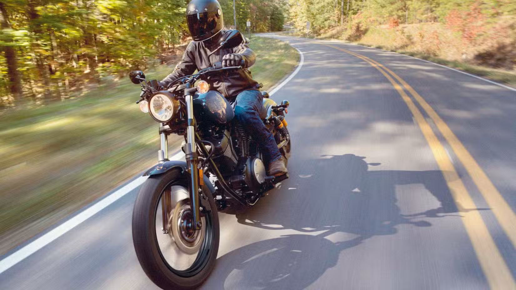 Yamaha Bolt R-Spec riding on twisty roads
