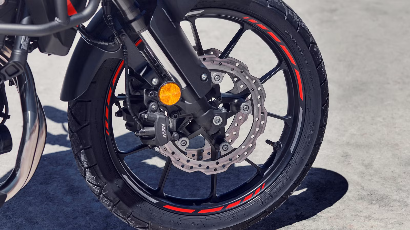 This Do-It-All Honda Makes A One-Bike Garage Insanely Affordable