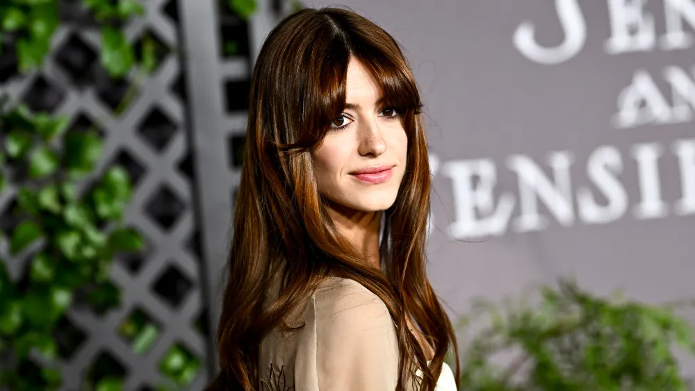 Daisy Edgar-Jones’ ‘Sense and Sensibility’ Prep Included Dolly Parton
