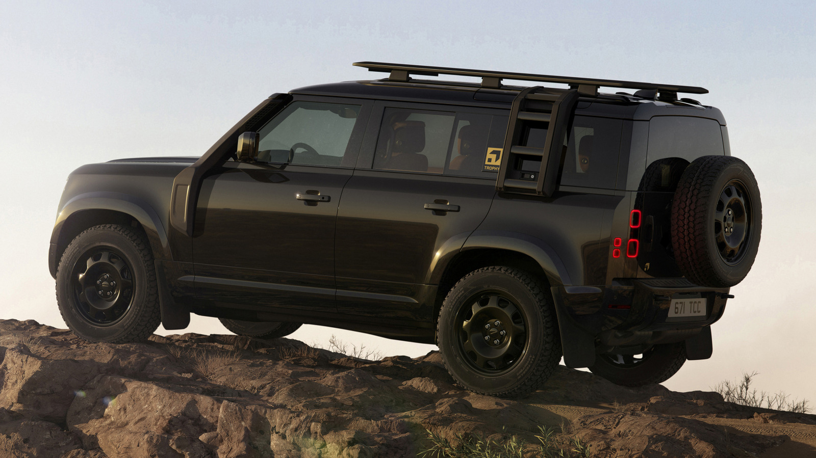 This Popular Car Accessory Has A Bigger Impact On MPG Than You Think