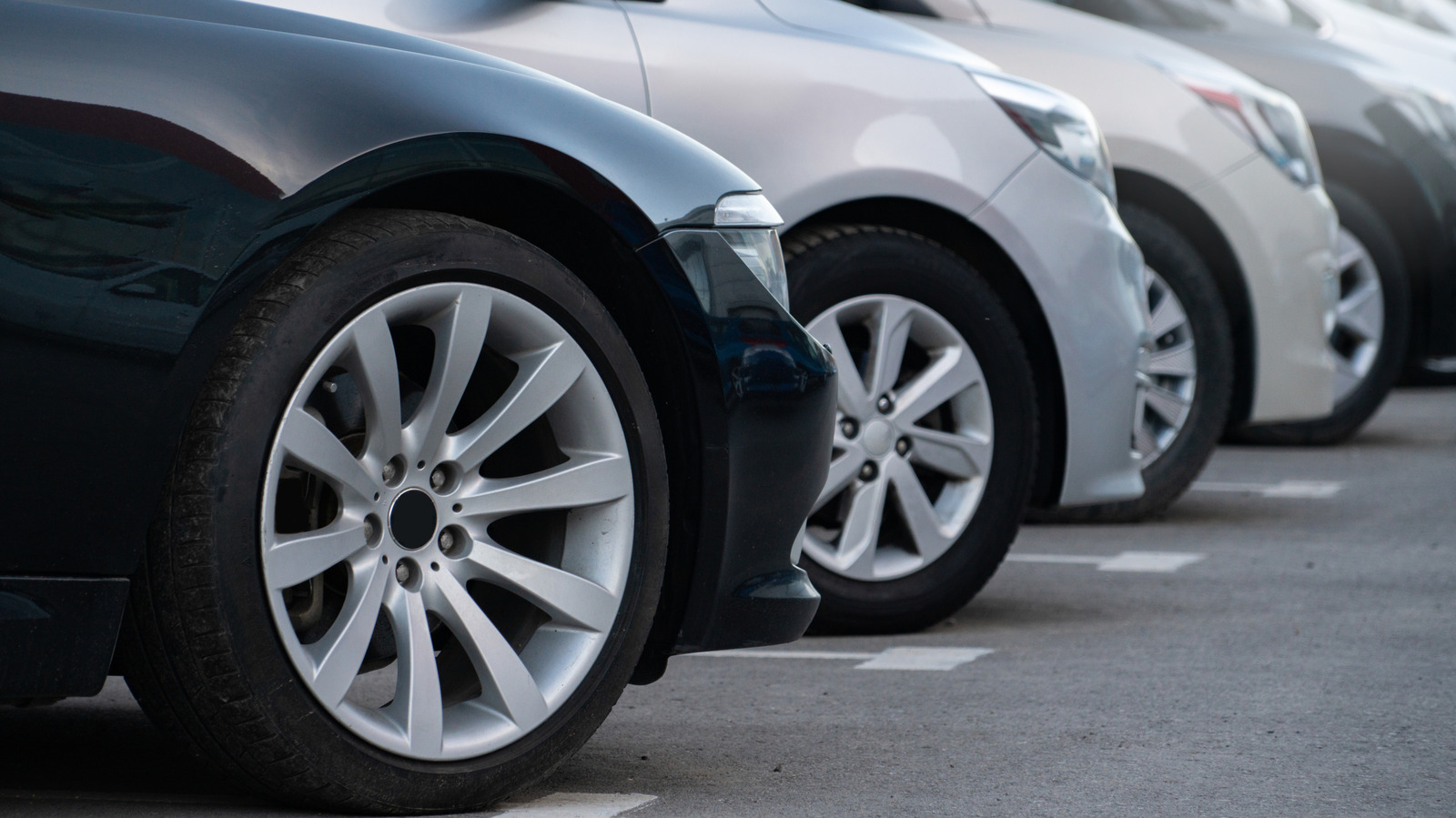 The 2026 Car Market Depends On Buyers Who Can Afford To Ignore The Car Market