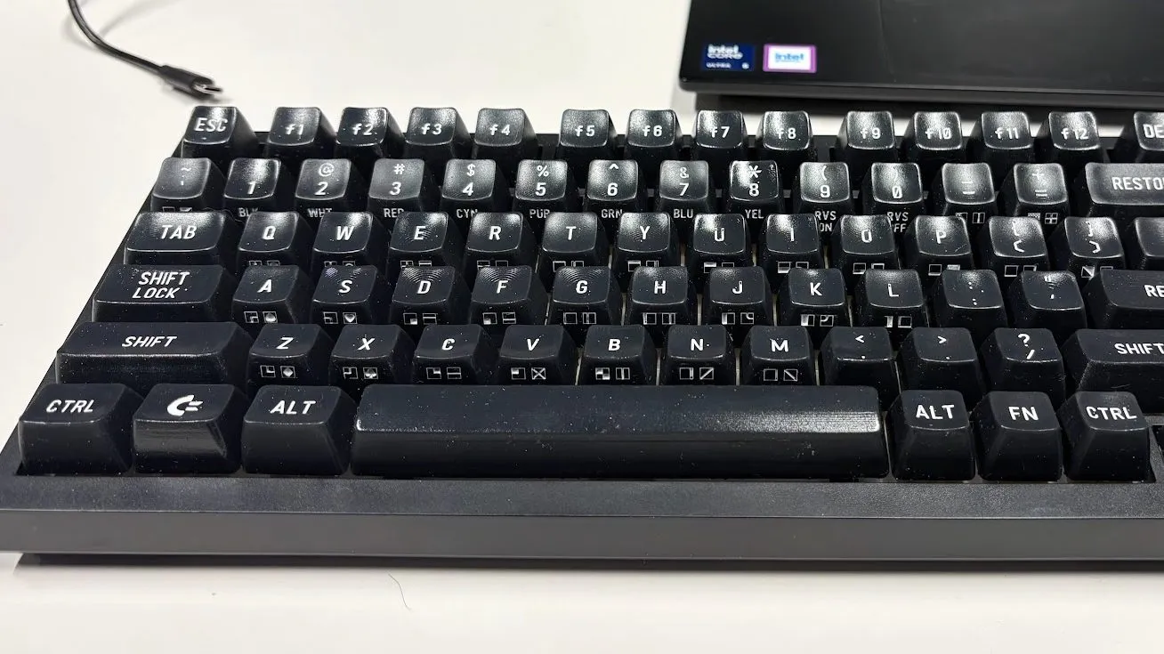 C64 Keycaps For Everybody | Hackaday